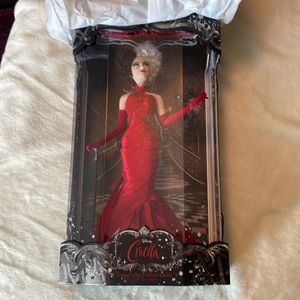 Disney Cruella live action movie doll limited edition 1 of 5400